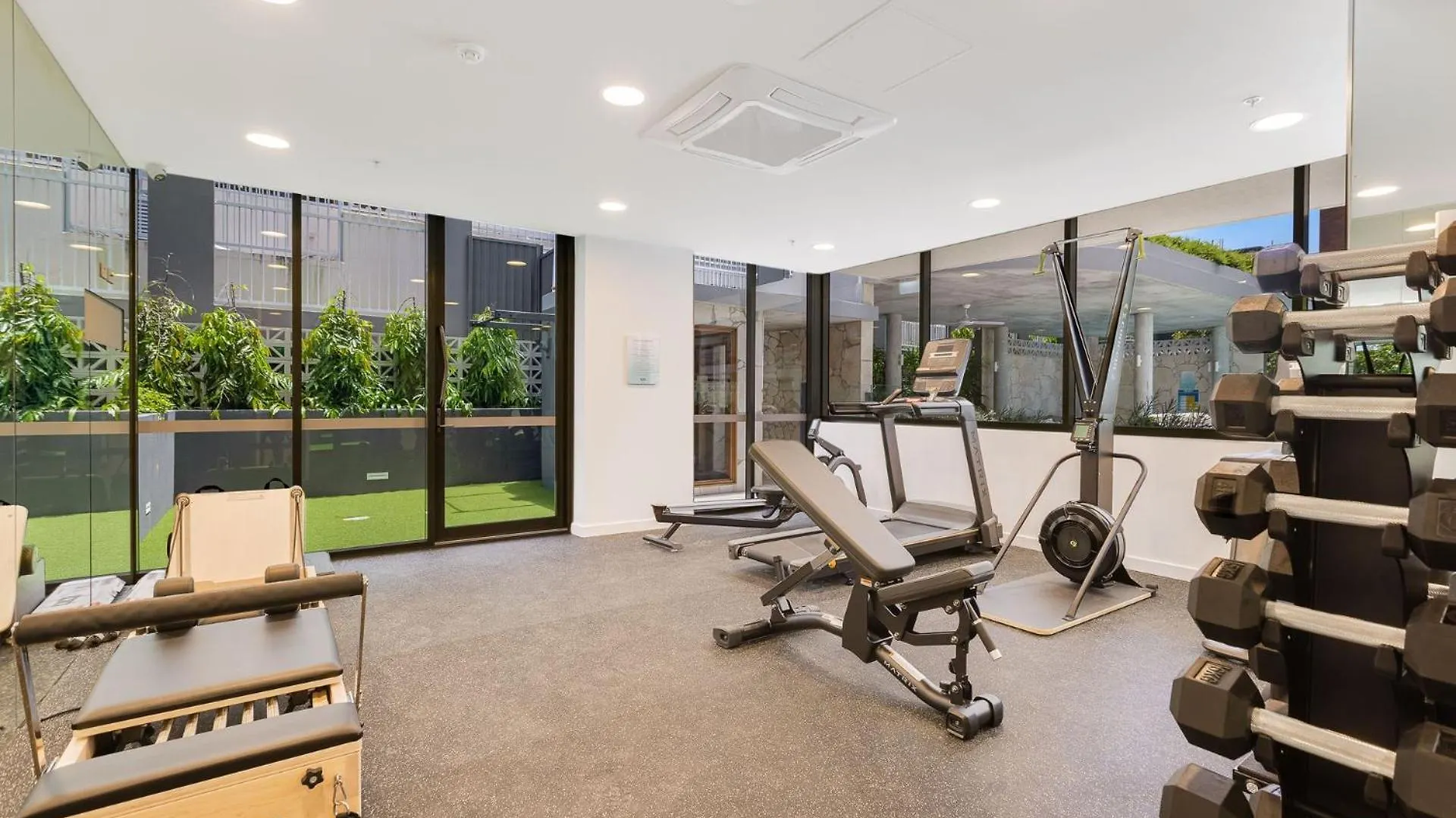 Sol Apartments Unit 604 Gold Coast 0*,